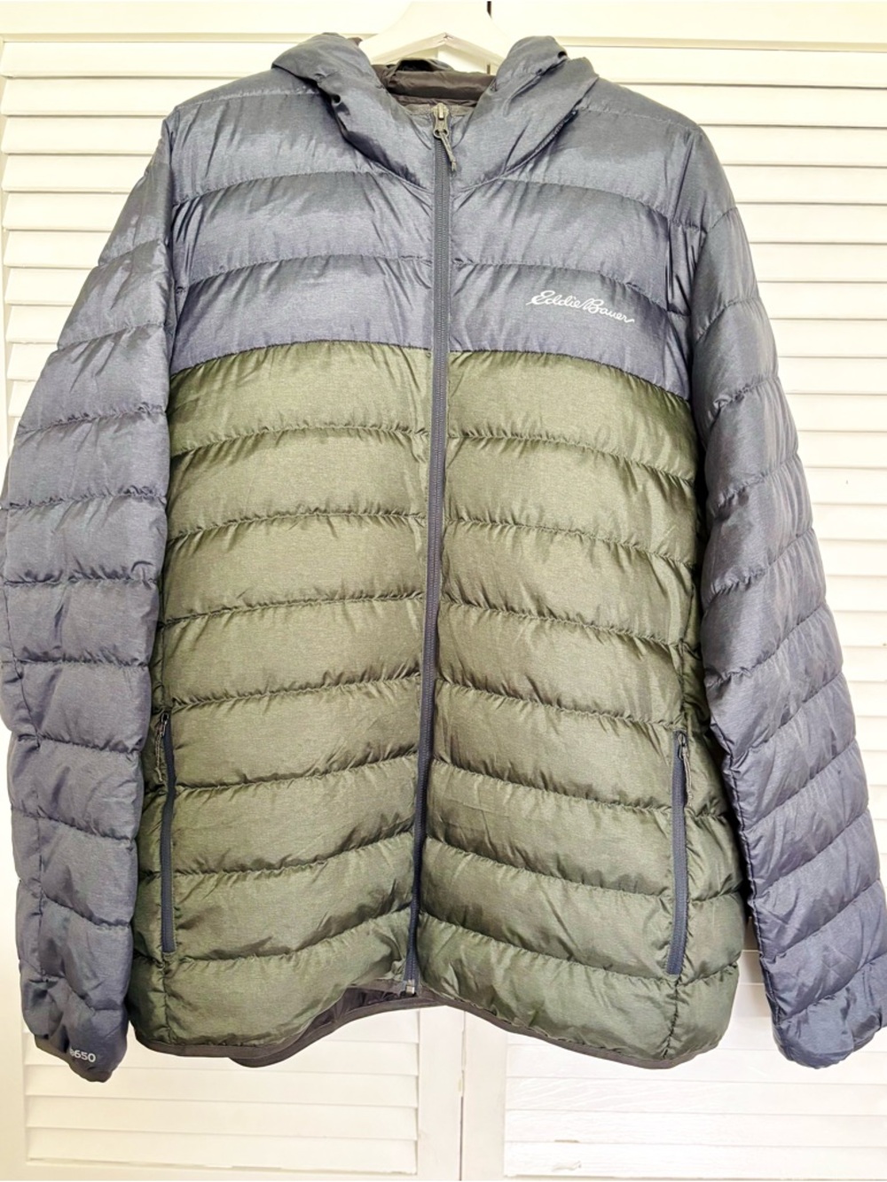 Eddie Bauer Olive Green and Gray Packable Men's Puffer Jacket